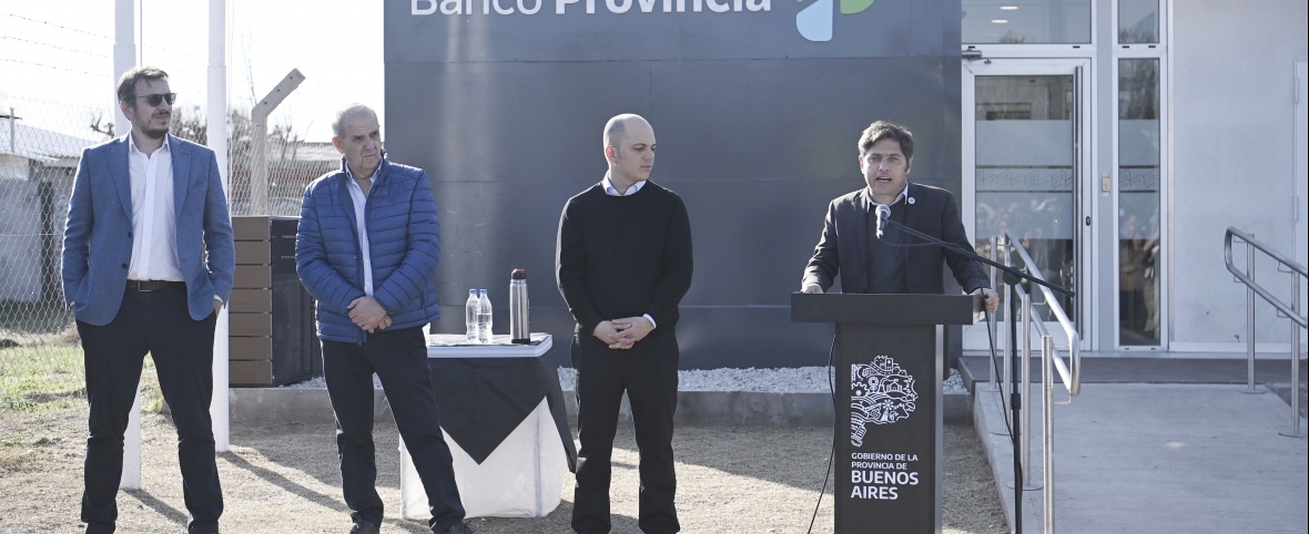 Anuncios y recorrida del gobernador Kicillof en Pehuajó: se inauguró el Banco Provincia en Madero