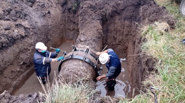 ABSA informa que se trabaja en reparar una perdida de agua en el acueducto a Pehuajo