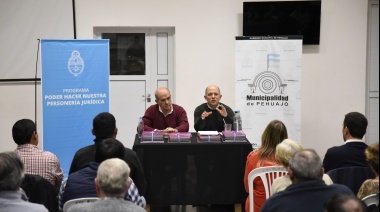 Personerías Jurídicas: Avelino y Pablo Zurro entregaron documentación a 15 instituciones del distrito de Pehuajó
