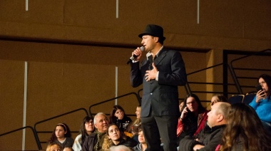 Gran éxito en el Auditorio del Cine Zurro con el Show "Deseos, Unidos en la Música" del Taller Municipal de Canto