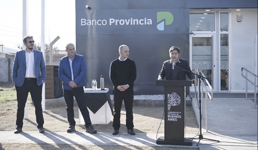 Anuncios y recorrida del gobernador Kicillof en Pehuajó: se inauguró el Banco Provincia en Madero